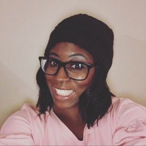 Meet your Posher, Velisha